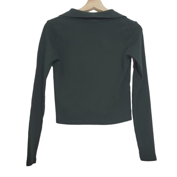 Brandy Melville | Caroline Button Up Collared Knit Top - Picture 4 of 7